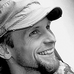 Lukas Holas